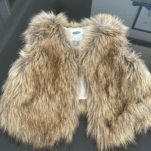 Old navy girls faux fur vest